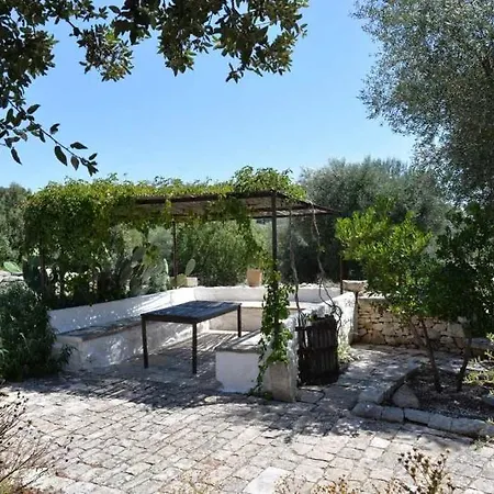 Trullo Fragnelli تْشيستيرنِنو